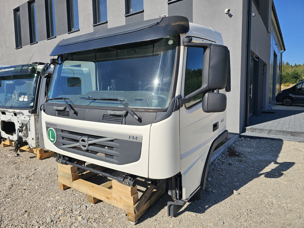 VOLVO FM3 DAILY CAB / COMPLETE / WORLDWIDE DELIVERY - Kabína: obrázok 2 VOLVO FM3 DAILY CAB / COMPLETE / WORLDWIDE DELIVERY - Kabína: obrázok 2