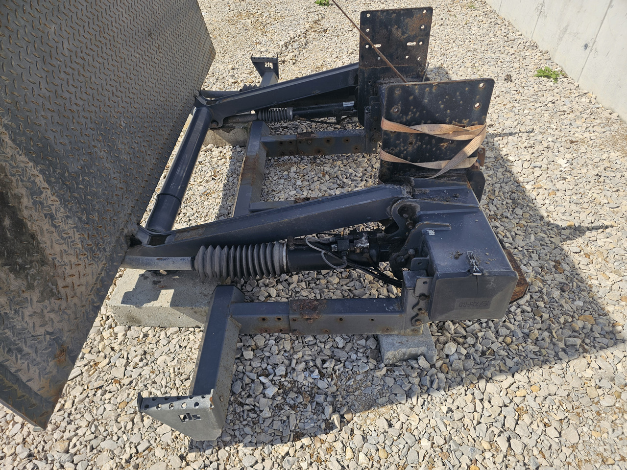 ZEPRO Z 2000-175 MA / 2019 / 2000kg - Zdvíhacia plošina: obrázok 4 ZEPRO Z 2000-175 MA / 2019 / 2000kg - Zdvíhacia plošina: obrázok 4