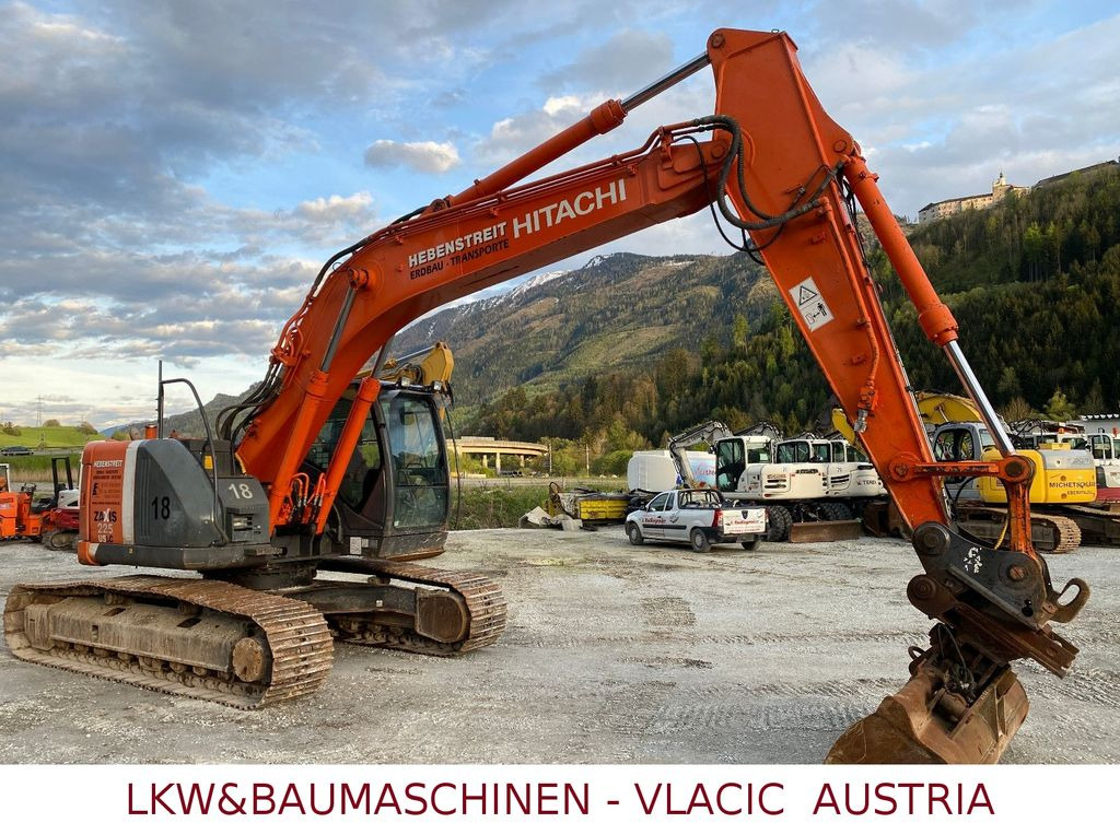 Hitachi ZX 225 USLC-3 - Pásové rýpadlo: obrázok 4 Hitachi ZX 225 USLC-3 - Pásové rýpadlo: obrázok 4