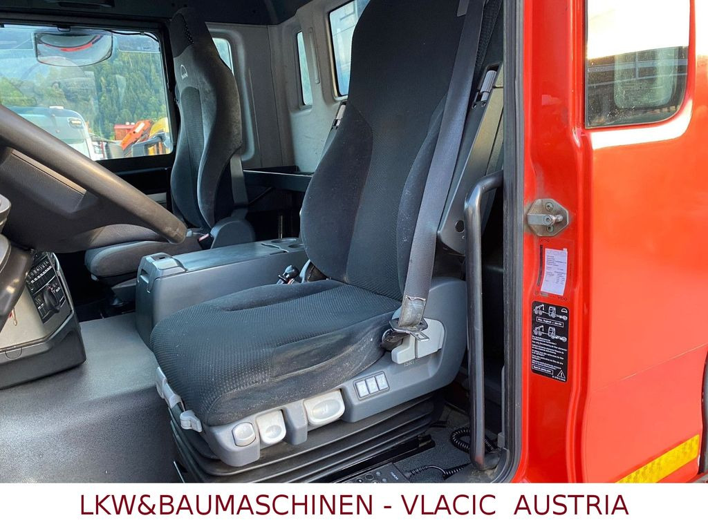 MAN TGS Holztransporter mit Kran Palfinger MAN TGS 33.480 6x6Holztransporter mit Kran Palfinger - Nákladné vozidlo na prepravu dreva, Auto s hydraulickou rukou: obrázok 4 MAN TGS Holztransporter mit Kran Palfinger MAN TGS 33.480 6x6Holztransporter mit Kran Palfinger - Nákladné vozidlo na prepravu dreva, Auto s hydraulickou rukou: obrázok 4