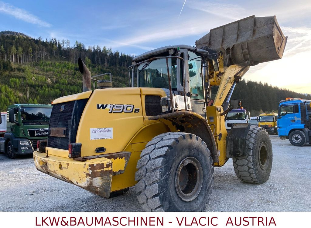 New Holland W190 B New Holland W190 B - Kolesový nakladač: obrázok 4 New Holland W190 B New Holland W190 B - Kolesový nakladač: obrázok 4