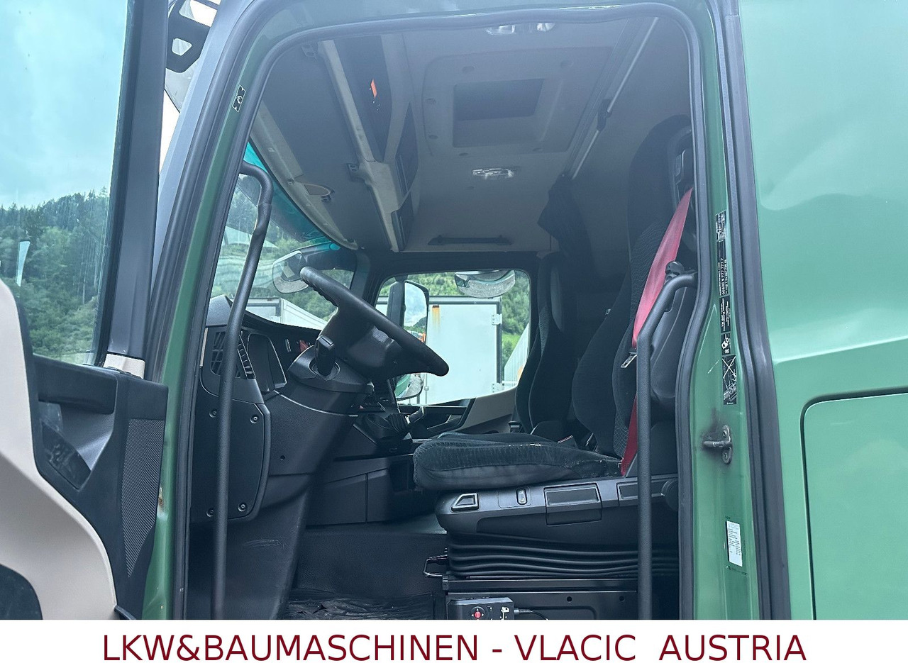 Mercedes-Benz Actros 1840 ADR - Ťahač: obrázok 3 Mercedes-Benz Actros 1840 ADR - Ťahač: obrázok 3