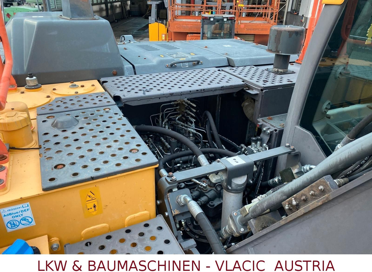 Leasing Volvo EC 220 EL Volvo EC 220 EL: obrázok 14 Leasing Volvo EC 220 EL Volvo EC 220 EL: obrázok 14