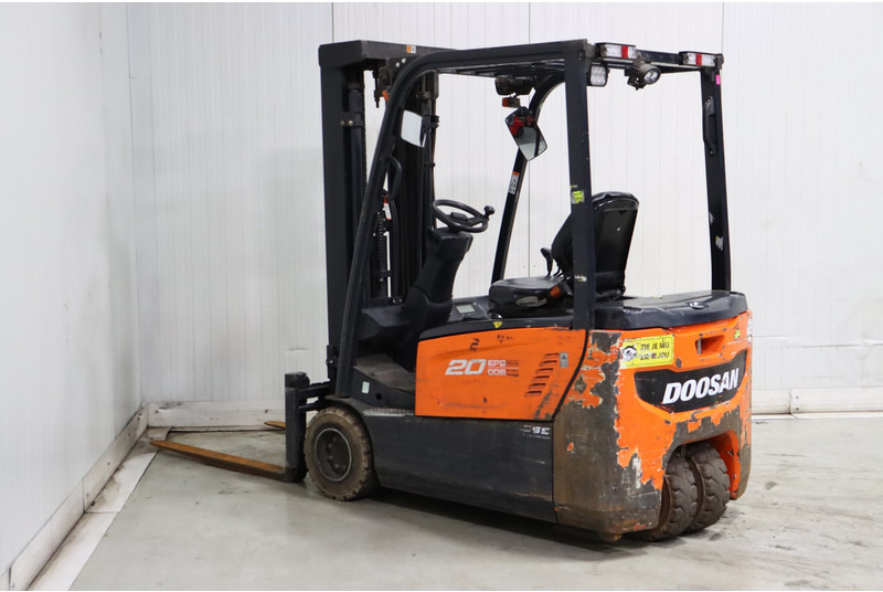 Doosan B20T-7 - Elektrický vysokozdvižný vozík: obrázok 5 Doosan B20T-7 - Elektrický vysokozdvižný vozík: obrázok 5