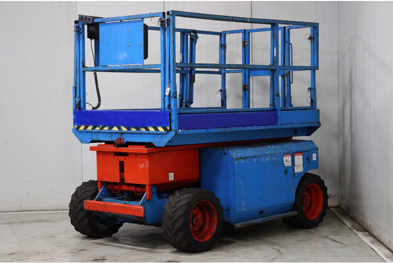 Genie GS2668RT - Samohybná plošiny: obrázok 4 Genie GS2668RT - Samohybná plošiny: obrázok 4