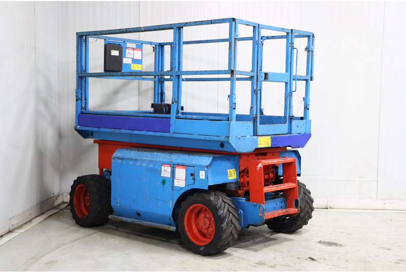 Genie GS2668RT - Samohybná plošiny: obrázok 5 Genie GS2668RT - Samohybná plošiny: obrázok 5