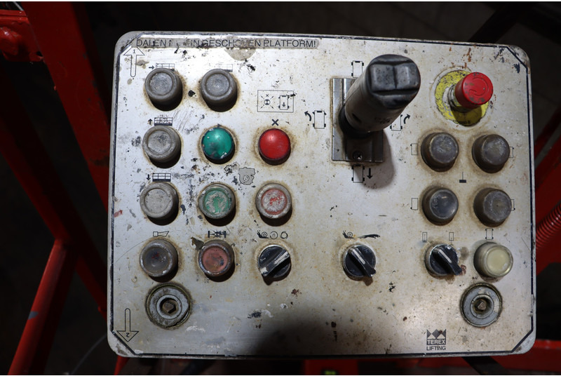 Holland lift B-195DL25 - Samohybná plošiny: obrázok 2 Holland lift B-195DL25 - Samohybná plošiny: obrázok 2