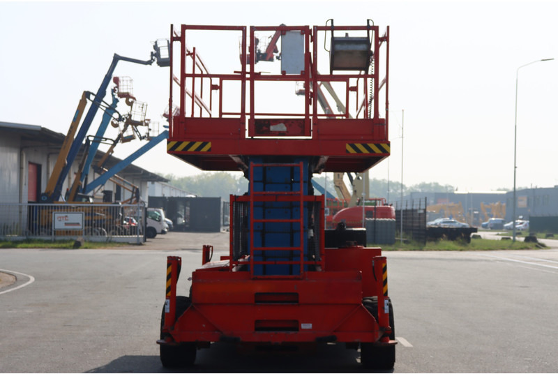 Holland lift B-195DL25 - Samohybná plošiny: obrázok 3 Holland lift B-195DL25 - Samohybná plošiny: obrázok 3