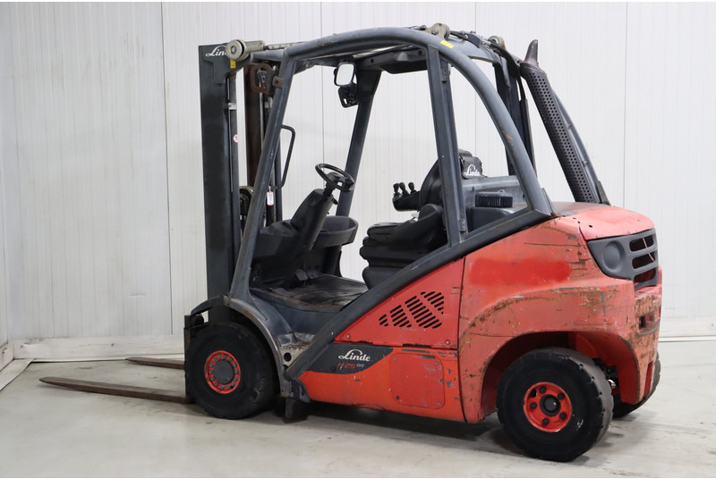 Linde H25D-02 - Dieselový vysokozdvižný vozík: obrázok 2 Linde H25D-02 - Dieselový vysokozdvižný vozík: obrázok 2