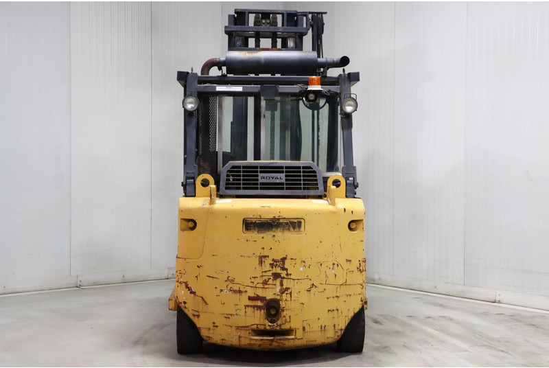Royal T250 - Dieselový vysokozdvižný vozík: obrázok 4 Royal T250 - Dieselový vysokozdvižný vozík: obrázok 4