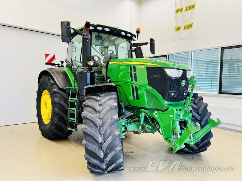 John Deere 6250R ULTIMATE CommandPro - Traktor: obrázok 2 John Deere 6250R ULTIMATE CommandPro - Traktor: obrázok 2