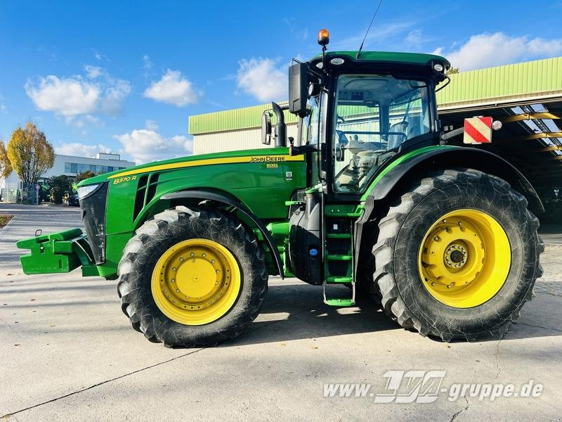 John Deere 8370R E23 PowerShift - Traktor: obrázok 5 John Deere 8370R E23 PowerShift - Traktor: obrázok 5