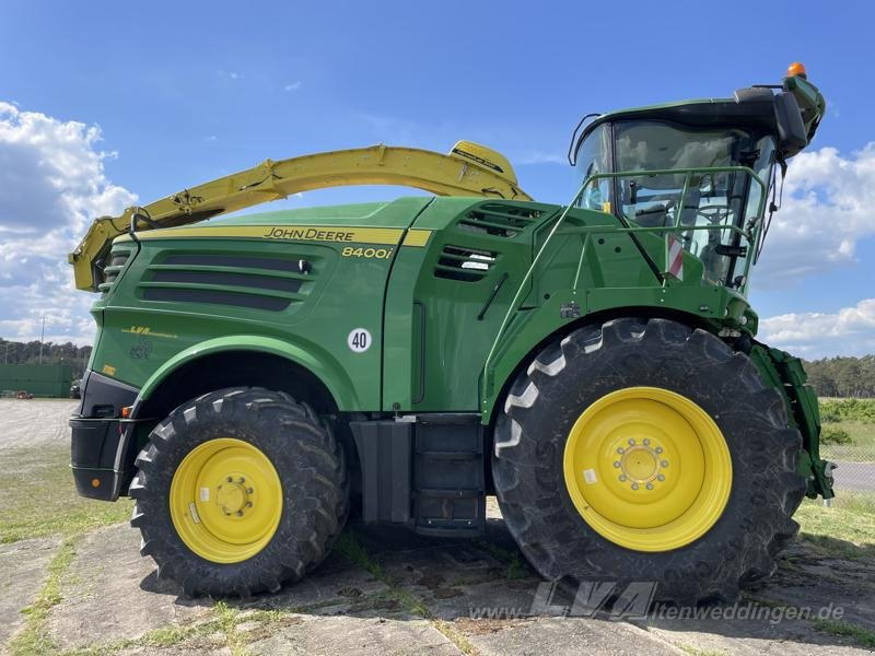 John Deere 8400 - Samohybná rezačka: obrázok 5 John Deere 8400 - Samohybná rezačka: obrázok 5