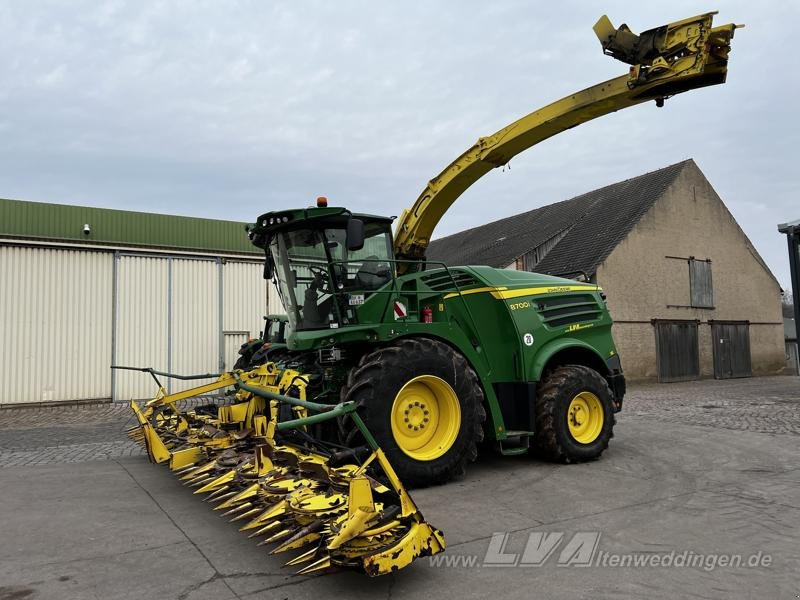 John Deere 8700 - Samohybná rezačka: obrázok 3 John Deere 8700 - Samohybná rezačka: obrázok 3