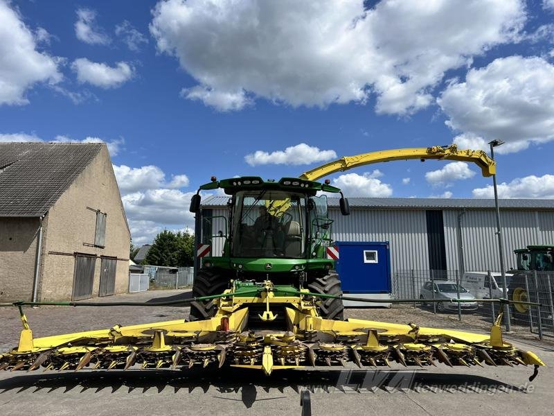 John Deere 9700i - Samohybná rezačka: obrázok 2 John Deere 9700i - Samohybná rezačka: obrázok 2