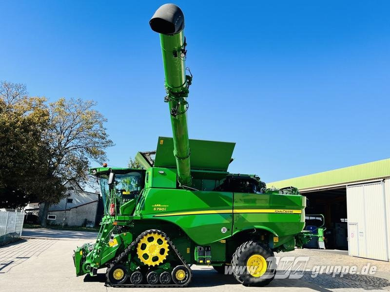 John Deere S790 - Obilný kombajn: obrázok 3 John Deere S790 - Obilný kombajn: obrázok 3