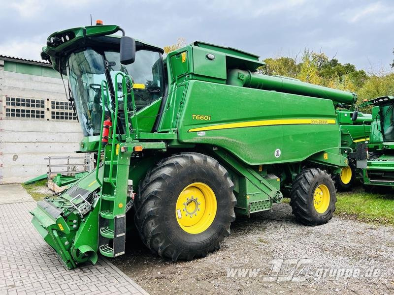 John Deere T660 - Obilný kombajn: obrázok 1 John Deere T660 - Obilný kombajn: obrázok 1
