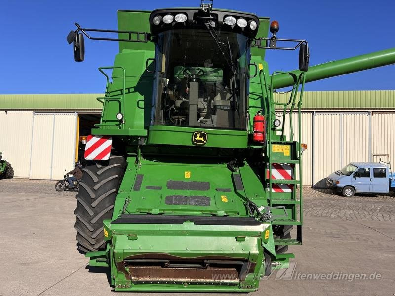 John Deere T660 - Obilný kombajn: obrázok 4 John Deere T660 - Obilný kombajn: obrázok 4