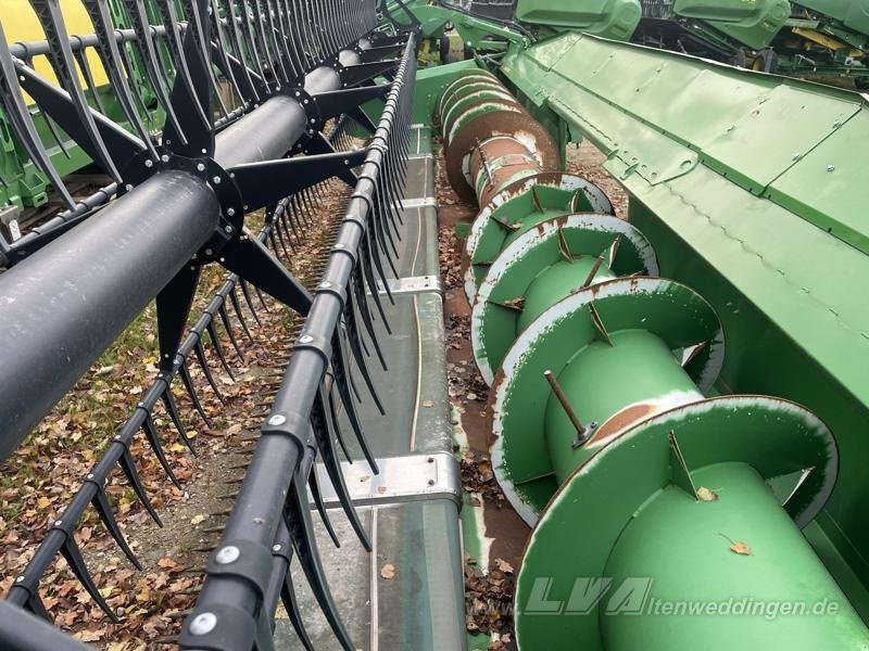 John Deere T670 i - Obilný kombajn: obrázok 5 John Deere T670 i - Obilný kombajn: obrázok 5