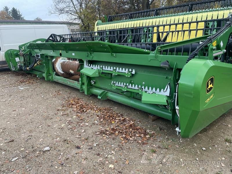 John Deere T670 i - Obilný kombajn: obrázok 4 John Deere T670 i - Obilný kombajn: obrázok 4