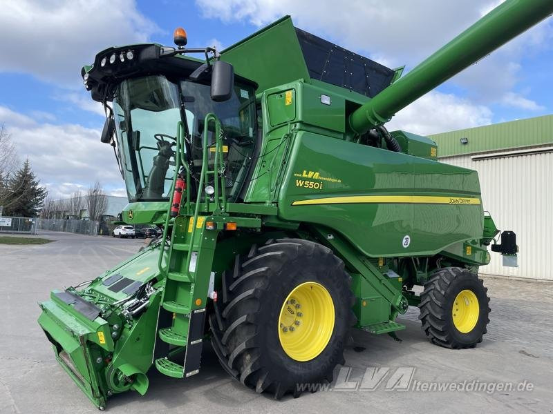 John Deere W550 - Obilný kombajn: obrázok 1 John Deere W550 - Obilný kombajn: obrázok 1
