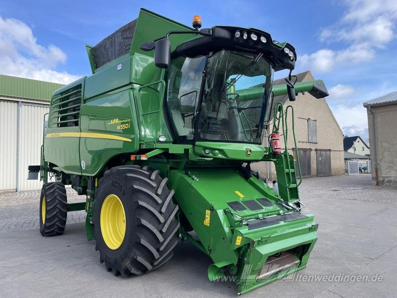 John Deere W550 - Obilný kombajn: obrázok 2 John Deere W550 - Obilný kombajn: obrázok 2