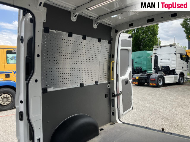 MAN TGE 3.180 4X2F SB - Furgon: obrázok 2 MAN TGE 3.180 4X2F SB - Furgon: obrázok 2