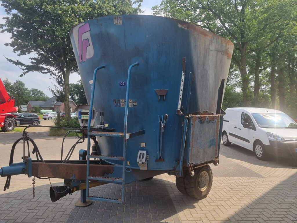 FRASTO Tornado feedwagon 12 m3 - Kŕmny voz: obrázok 3 FRASTO Tornado feedwagon 12 m3 - Kŕmny voz: obrázok 3