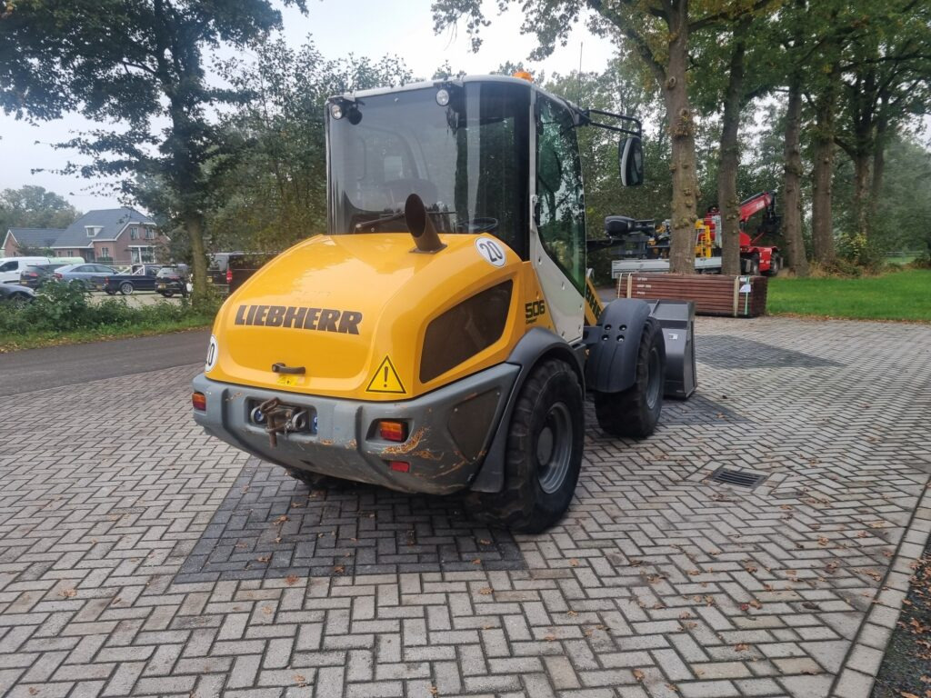 LIEBHERR L506C - Kolesový nakladač: obrázok 4 LIEBHERR L506C - Kolesový nakladač: obrázok 4