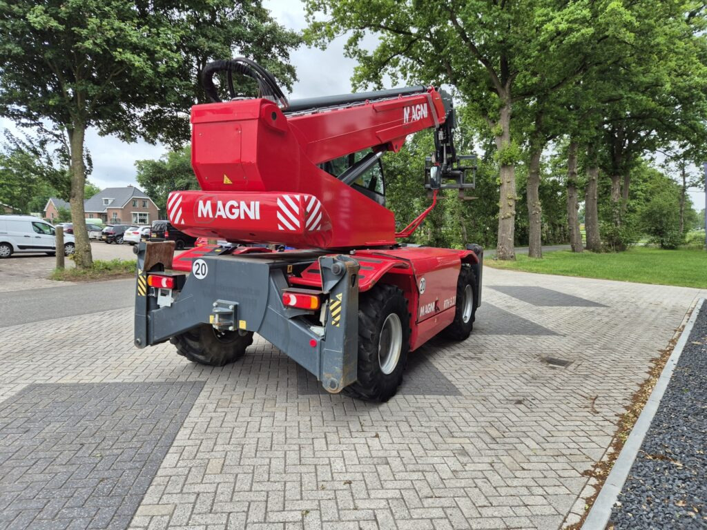 MAGNI RTH 5.21 D/D - Teleskopický nakladač: obrázok 5 MAGNI RTH 5.21 D/D - Teleskopický nakladač: obrázok 5