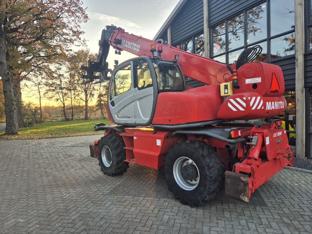 MANITOU MRT 2150 privilege - Teleskopický nakladač: obrázok 3 MANITOU MRT 2150 privilege - Teleskopický nakladač: obrázok 3