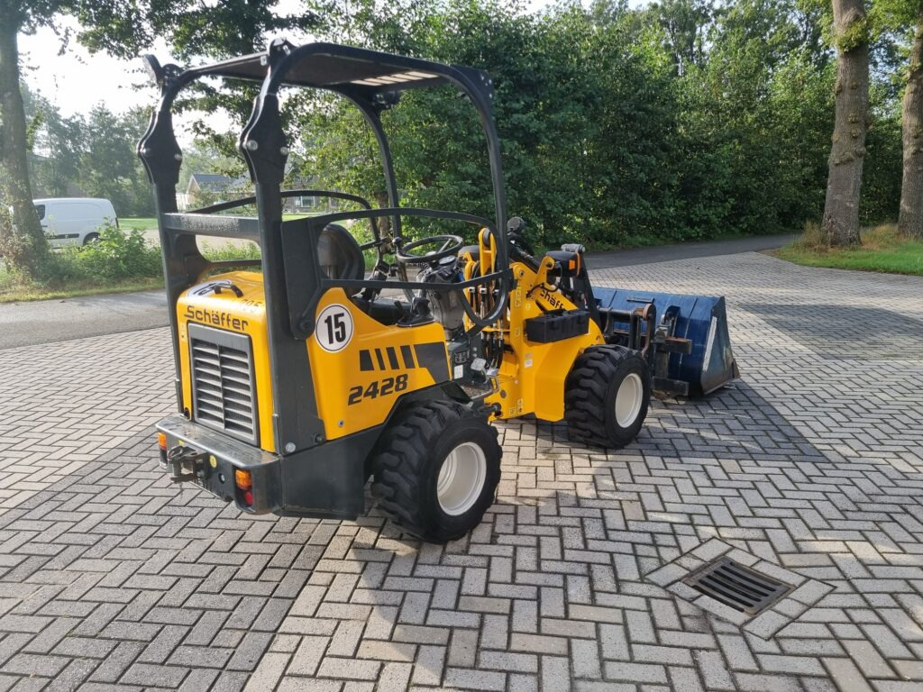 SCHÄFFER 2428 miniloader - Kĺbový nakladač: obrázok 5 SCHÄFFER 2428 miniloader - Kĺbový nakladač: obrázok 5