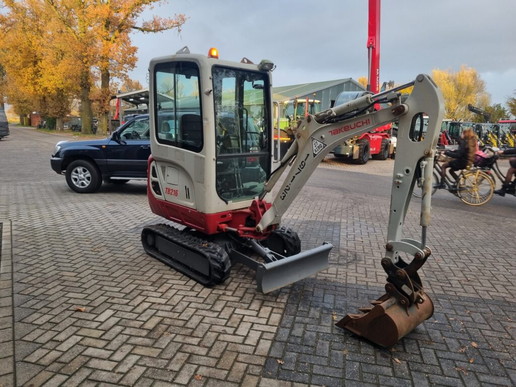 TAKEUCHI TB216 minidigger - Mini rýpadlo: obrázok 5 TAKEUCHI TB216 minidigger - Mini rýpadlo: obrázok 5