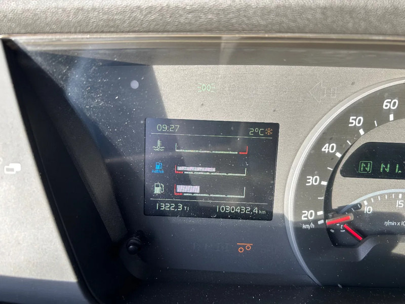 Volvo FH | 540 E6 | 6X4/4 BOUGY LIFTER | 04/2016 | - Ťahač: obrázok 5 Volvo FH | 540 E6 | 6X4/4 BOUGY LIFTER | 04/2016 | - Ťahač: obrázok 5