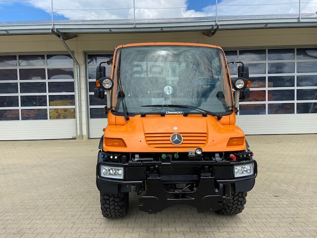 Unimog 300 - U300 405 28539 mit Wandlerkupplung Me - Komunálne/ Špeciálne stroje: obrázok 2 Unimog 300 - U300 405 28539 mit Wandlerkupplung Me - Komunálne/ Špeciálne stroje: obrázok 2