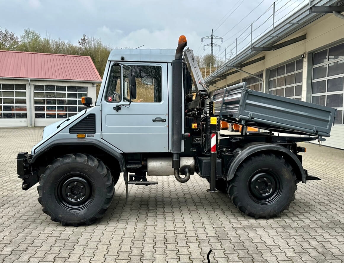 Unimog 130 - U130 418 74426 mit Kran und Winde Mer - Sklápač: obrázok 4 Unimog 130 - U130 418 74426 mit Kran und Winde Mer - Sklápač: obrázok 4