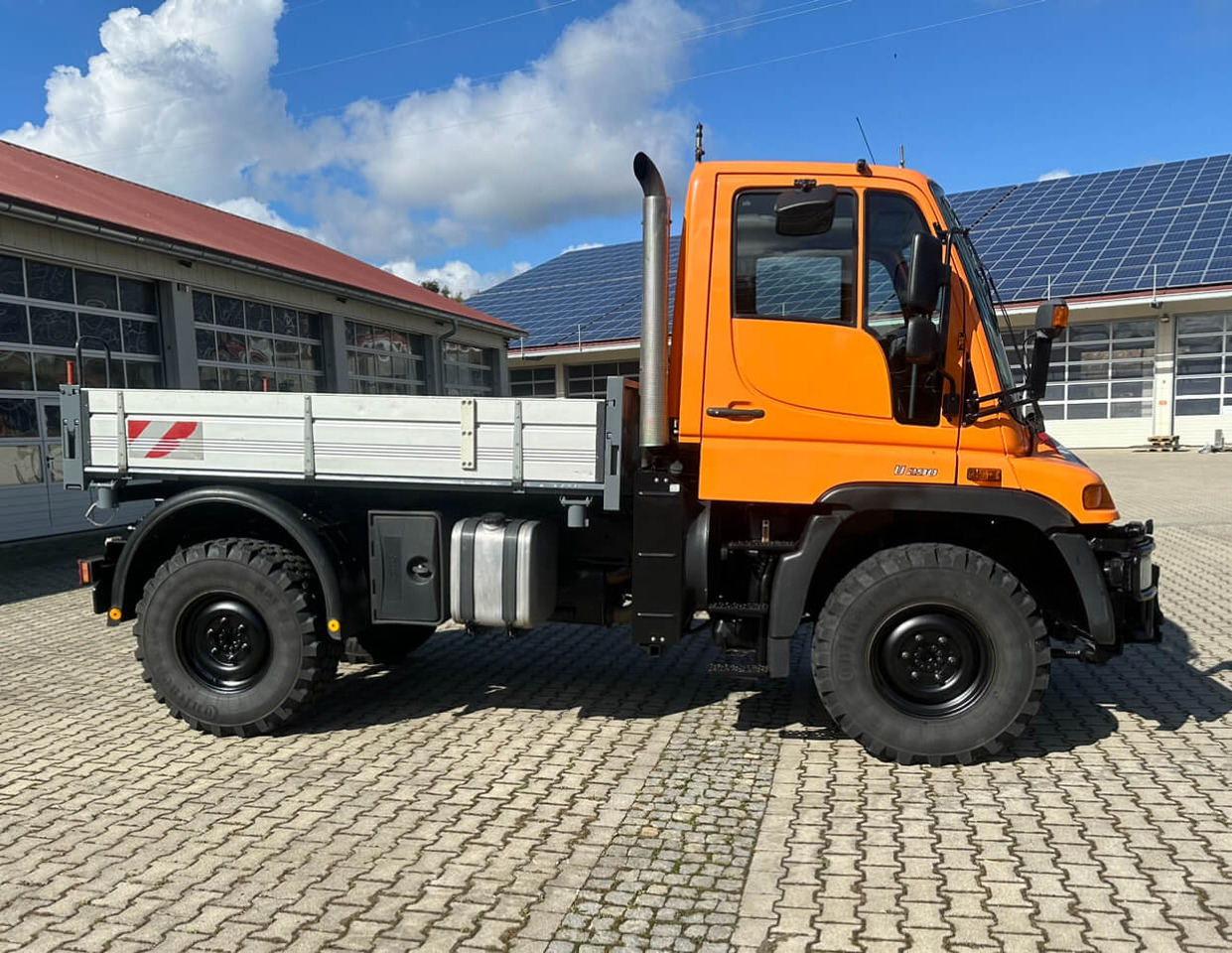 Unimog 290 - U290 405 11347 Mercedes Benz 405 - Sklápač: obrázok 3 Unimog 290 - U290 405 11347 Mercedes Benz 405 - Sklápač: obrázok 3