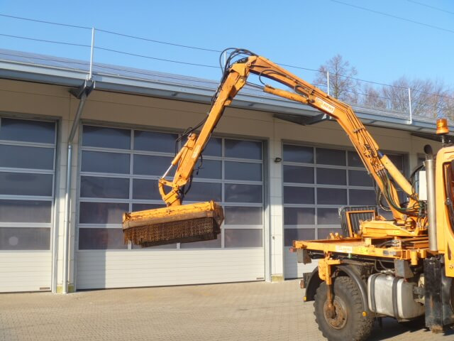 Unimog Aufbaumulcher Gilbers U400ST06EMP - Priekopové rameno: obrázok 3 Unimog Aufbaumulcher Gilbers U400ST06EMP - Priekopové rameno: obrázok 3