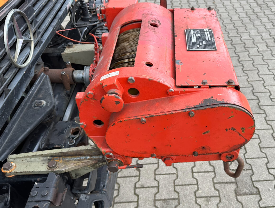 Unimog Frontanbau Seilwinde Werner F30.1M1HW1708 - Naviják: obrázok 2 Unimog Frontanbau Seilwinde Werner F30.1M1HW1708 - Naviják: obrázok 2