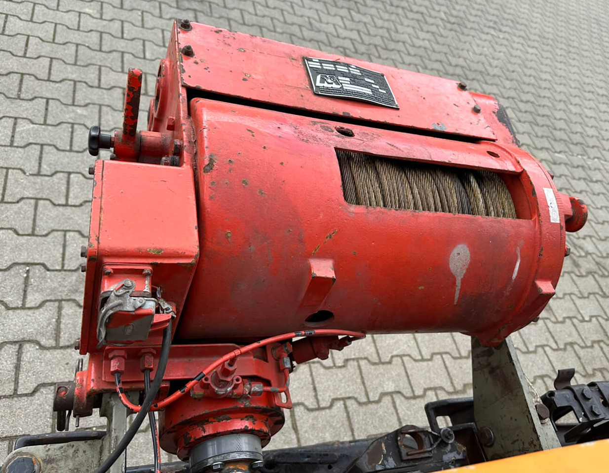 Unimog Frontanbau Seilwinde Werner F30.1M1HW1708 - Naviják: obrázok 4 Unimog Frontanbau Seilwinde Werner F30.1M1HW1708 - Naviják: obrázok 4