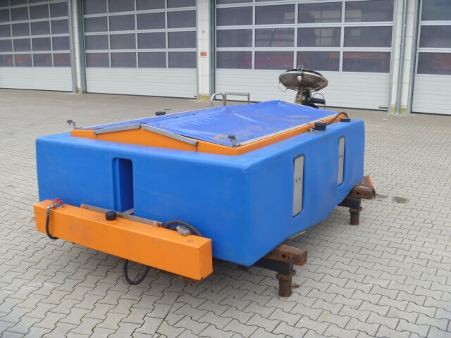 Unimog Salzstreuer Gmeiner STA2500TC FS - Rozmetač piesku/ Soli: obrázok 2 Unimog Salzstreuer Gmeiner STA2500TC FS - Rozmetač piesku/ Soli: obrázok 2