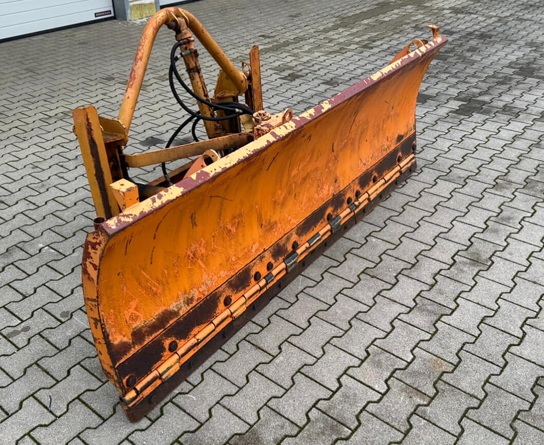 Unimog Schneepflug - Schneeschild Schmidt CP1 - Radlica na sneh: obrázok 3 Unimog Schneepflug - Schneeschild Schmidt CP1 - Radlica na sneh: obrázok 3