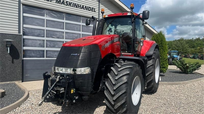 Traktor Case IH Magnum 370 CVX Med fronlift: obrázok 14