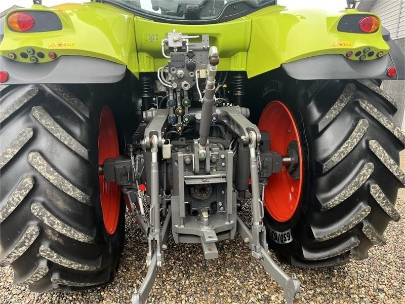 Claas Axion 830 med frontlift og front PTO - Traktor: obrázok 2 Claas Axion 830 med frontlift og front PTO - Traktor: obrázok 2