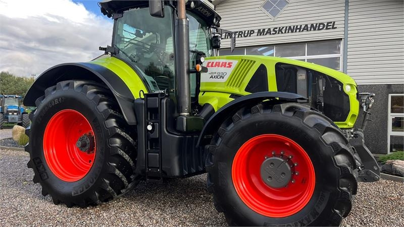 Claas Axion 930 CMatic Med næsten nye dæk, frontlift og  - Traktor: obrázok 3 Claas Axion 930 CMatic Med næsten nye dæk, frontlift og  - Traktor: obrázok 3