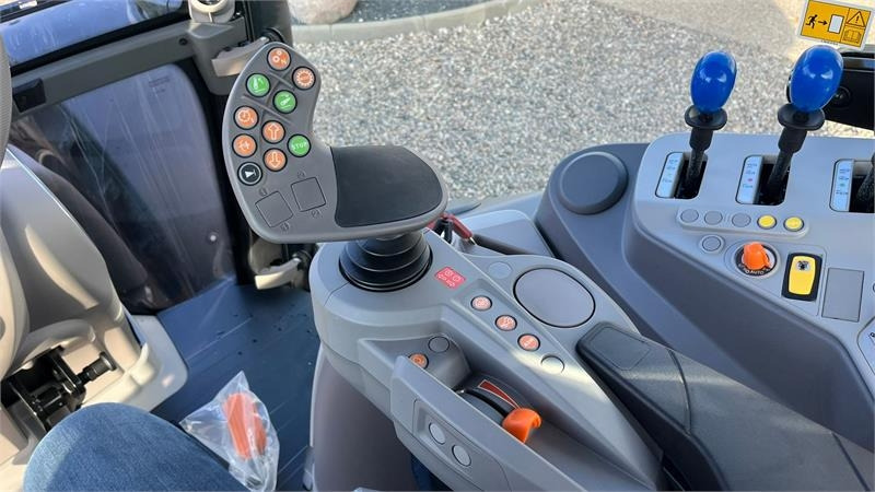 Deutz-fahr Agrotron 6205G New and Unused tractor - Traktor: obrázok 4 Deutz-fahr Agrotron 6205G New and Unused tractor - Traktor: obrázok 4