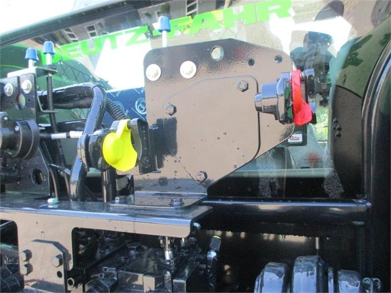 Traktor Deutz-fahr Agrotron 6205G New and Unused tractor: obrázok 10 Traktor Deutz-fahr Agrotron 6205G New and Unused tractor: obrázok 10