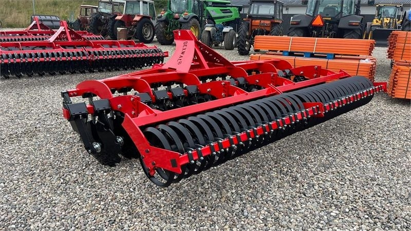 Dexwal Mamut 4 m Med v-rings pakker og 560mm tallerkner - Diskový pluh: obrázok 5 Dexwal Mamut 4 m Med v-rings pakker og 560mm tallerkner - Diskový pluh: obrázok 5