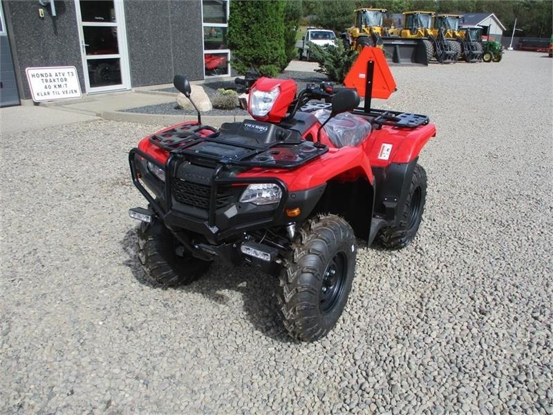 Honda TRX 520 FE Traktor STORT LAGER AF HONDA ATV. Vi h - ATV/ Štvorkolka: obrázok 3 Honda TRX 520 FE Traktor STORT LAGER AF HONDA ATV. Vi h - ATV/ Štvorkolka: obrázok 3