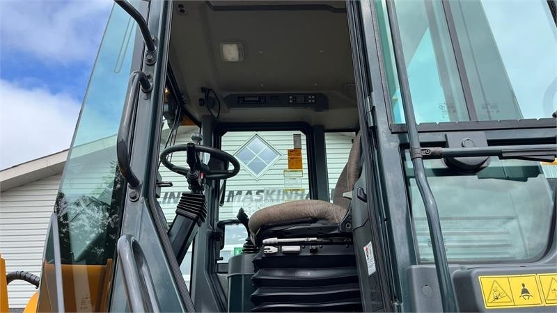 Hyundai 757-9A XTD med lang-arm. En-ejeres maskine med Loc - Kolesový nakladač: obrázok 2 Hyundai 757-9A XTD med lang-arm. En-ejeres maskine med Loc - Kolesový nakladač: obrázok 2